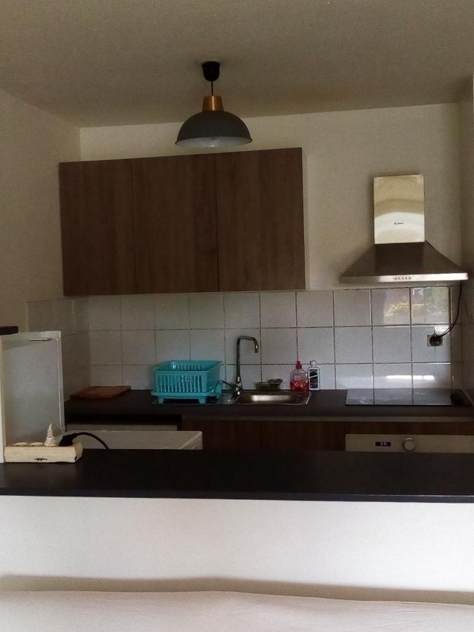 Au Meuble Des Roches Apartment Сен Жилс ле Бен Екстериор снимка