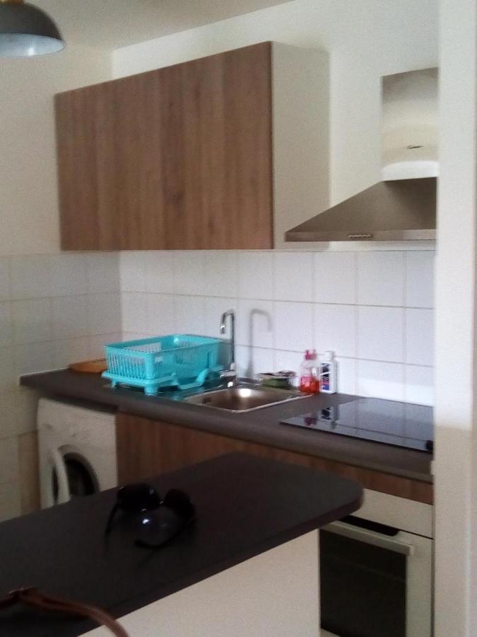Au Meuble Des Roches Apartment Сен Жилс ле Бен Екстериор снимка